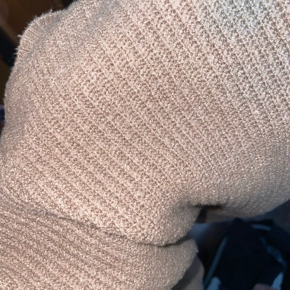 Only worn a handful of times - Picture 5 of 5